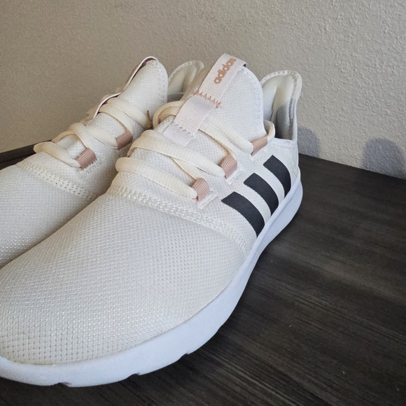 Adidas Cloudfoam Pure 2.0 Women's Running Shoe GX3191 Sneakers Size 10 Off White - Picture 2 of 6